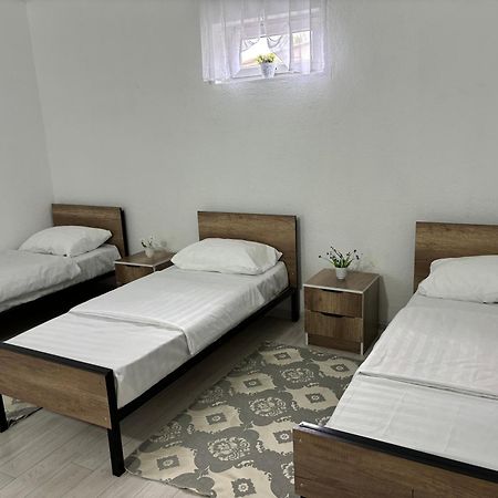 Hostel,Halal Хостел,Халал Tokmok Dış mekan fotoğraf