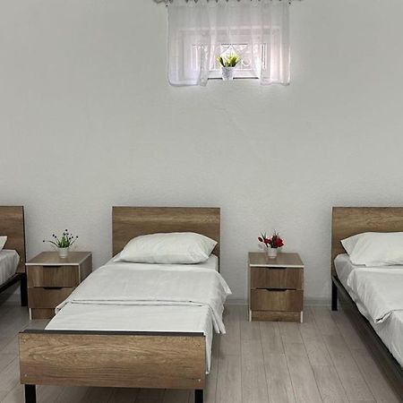 Hostel,Halal Хостел,Халал Tokmok Dış mekan fotoğraf