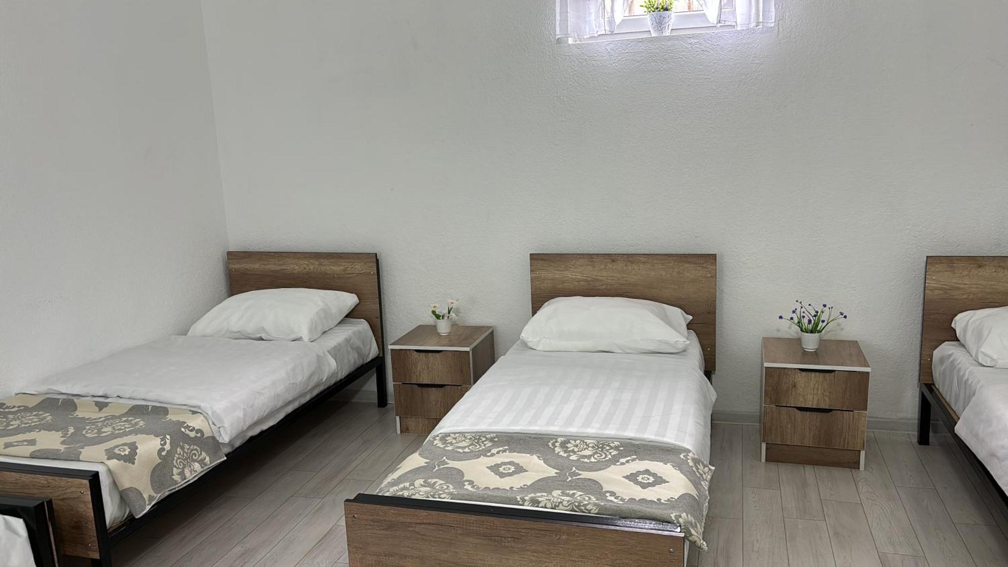Hostel,Halal Хостел,Халал Tokmok Dış mekan fotoğraf