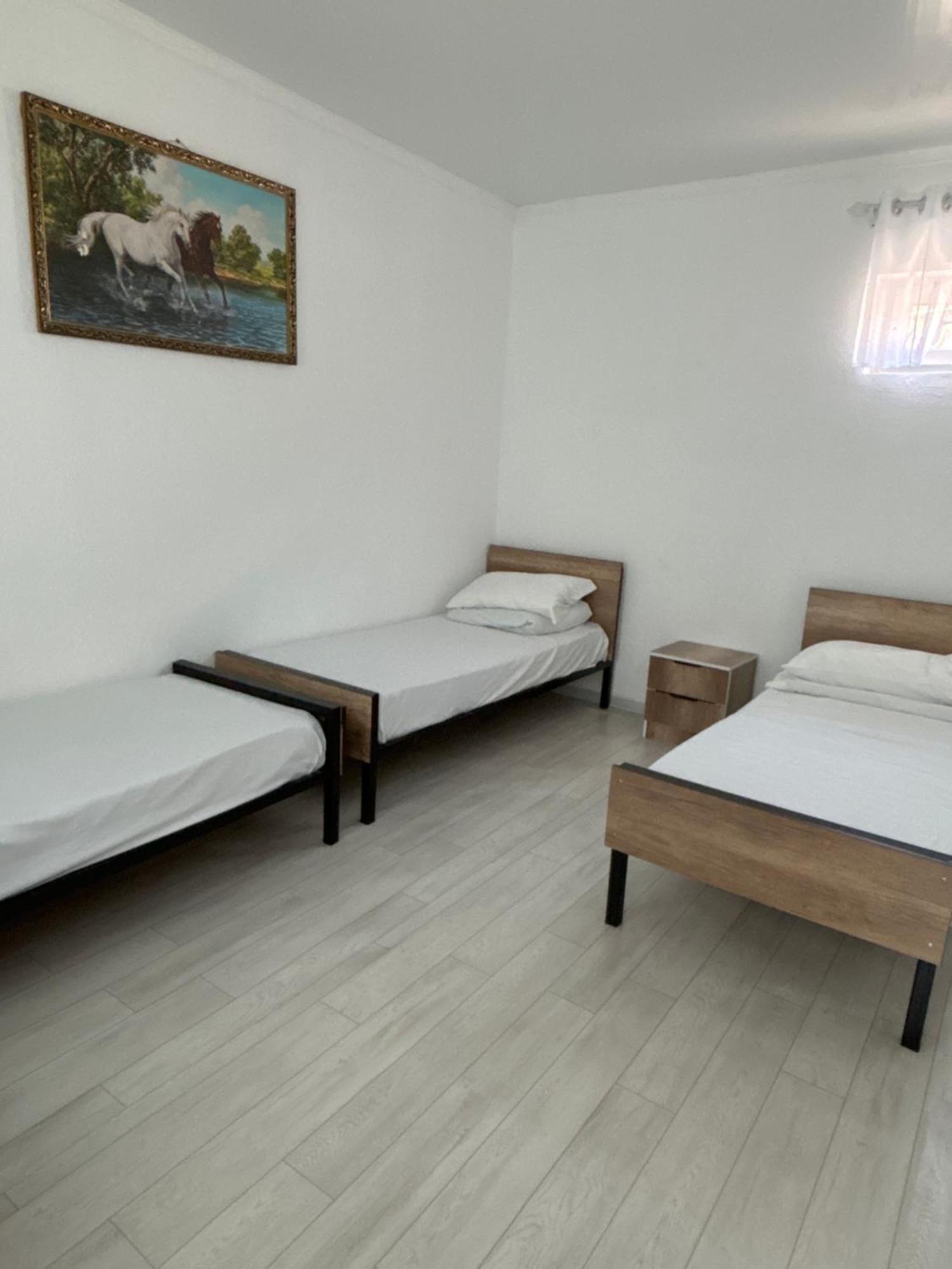 Hostel,Halal Хостел,Халал Tokmok Dış mekan fotoğraf