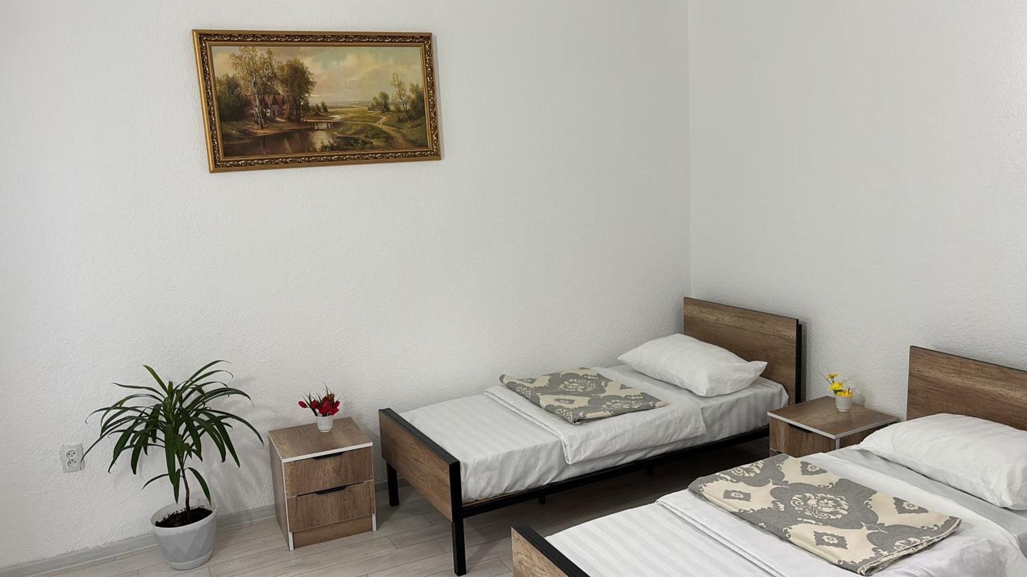 Hostel,Halal Хостел,Халал Tokmok Dış mekan fotoğraf