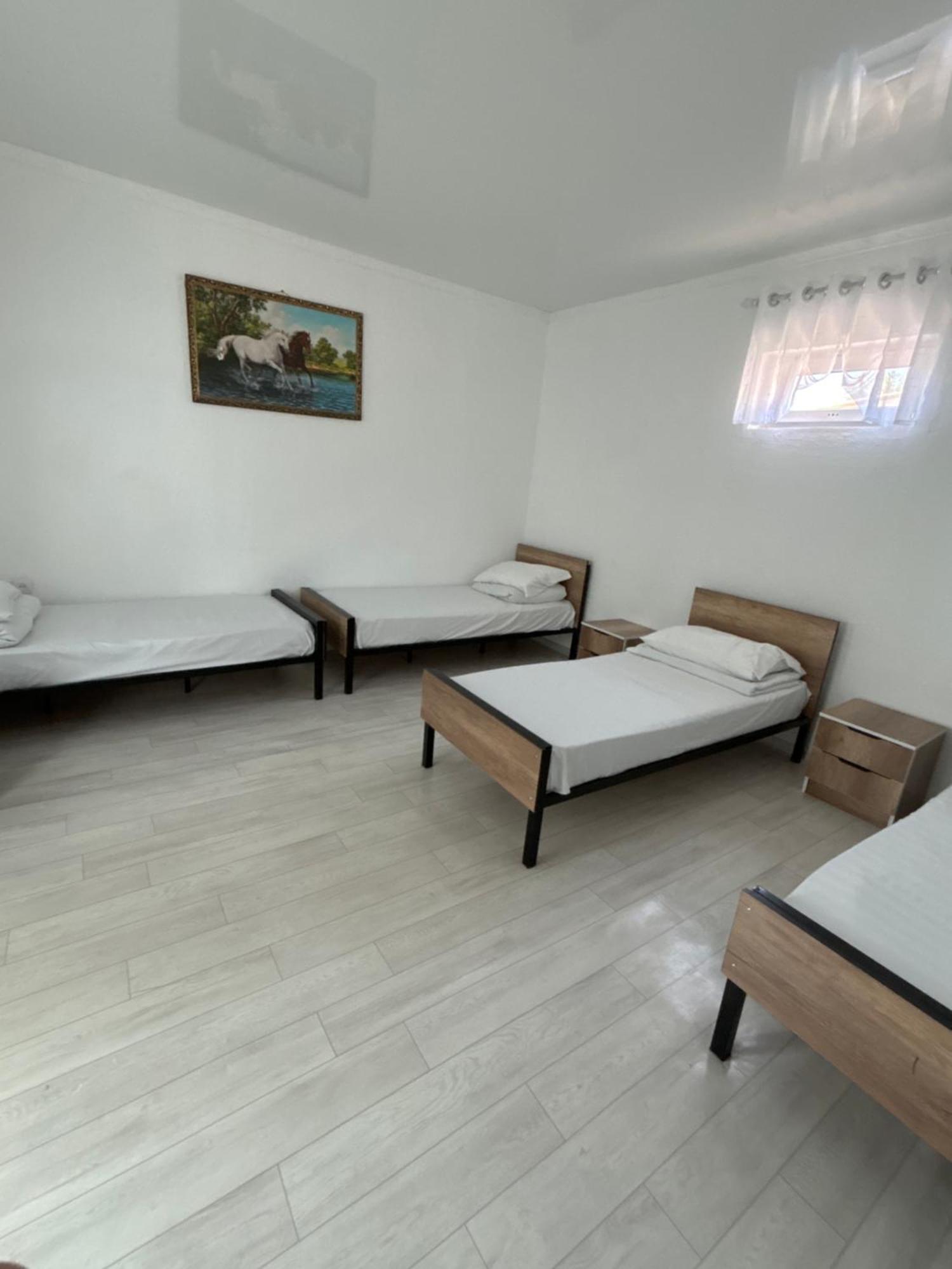 Hostel,Halal Хостел,Халал Tokmok Dış mekan fotoğraf
