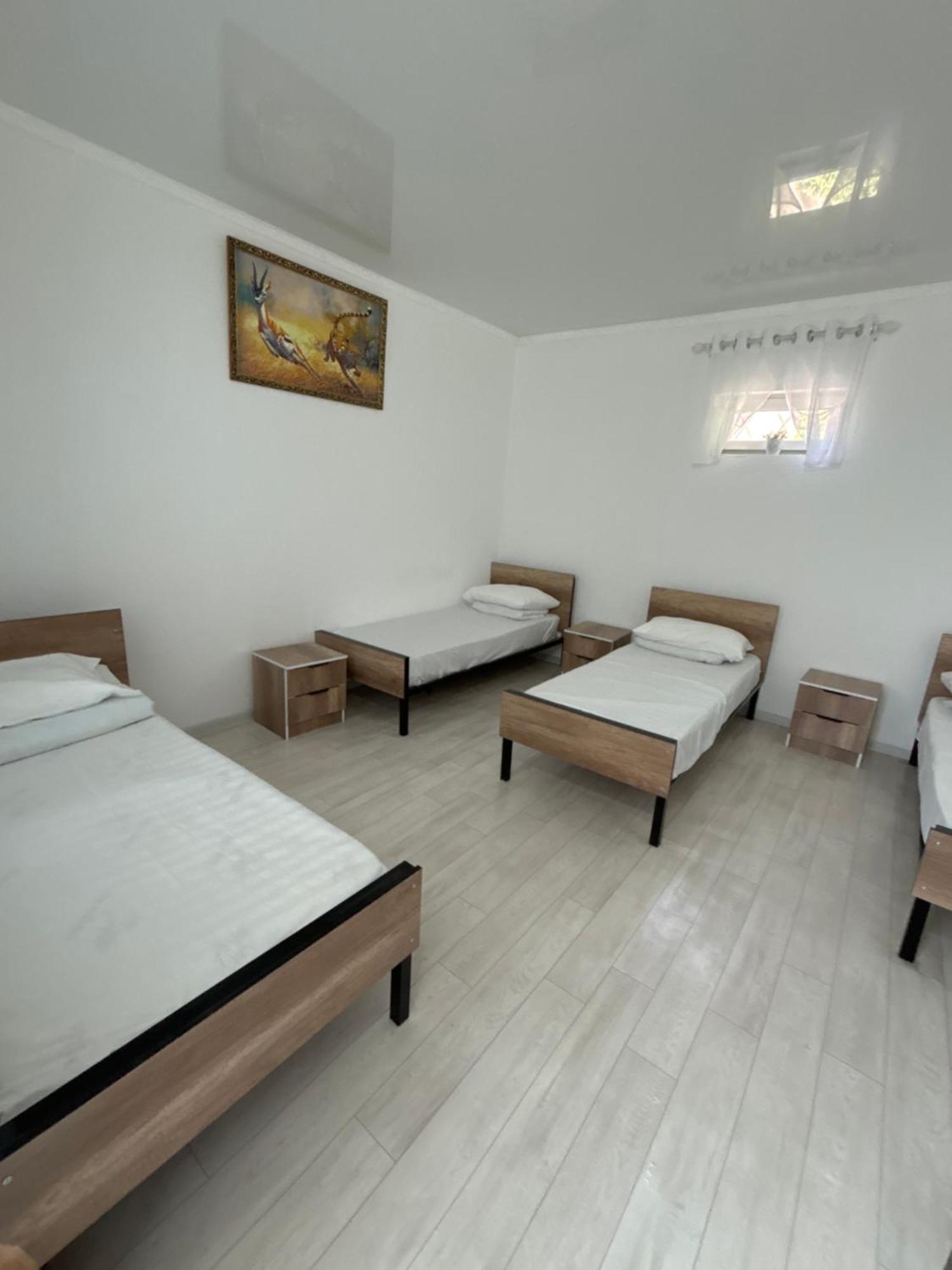 Hostel,Halal Хостел,Халал Tokmok Dış mekan fotoğraf