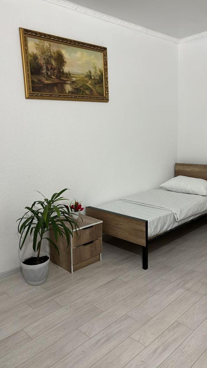 Hostel,Halal Хостел,Халал Tokmok Dış mekan fotoğraf