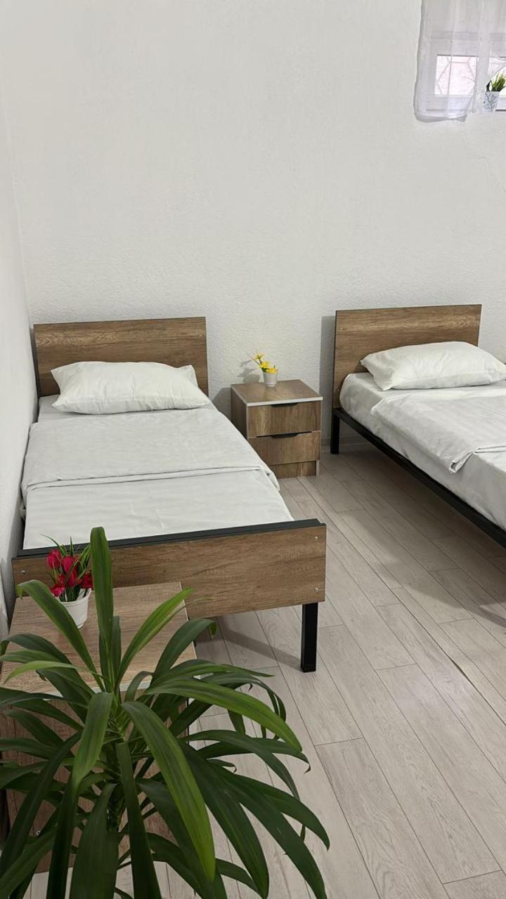 Hostel,Halal Хостел,Халал Tokmok Dış mekan fotoğraf
